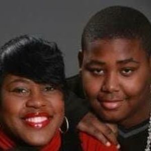 Meet your Posher, Maxine